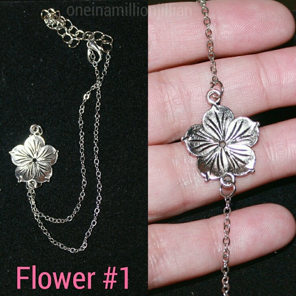 Flower Choker/Collar Necklace - Picture 2 of 5